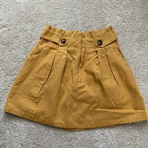 Yellow/Gold skirt